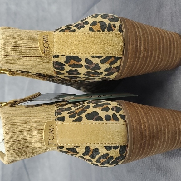 TOMS Sadie Tan Classic Leopard print Suede Women's Wedge heel Boot Size 8.5 - Picture 15 of 15